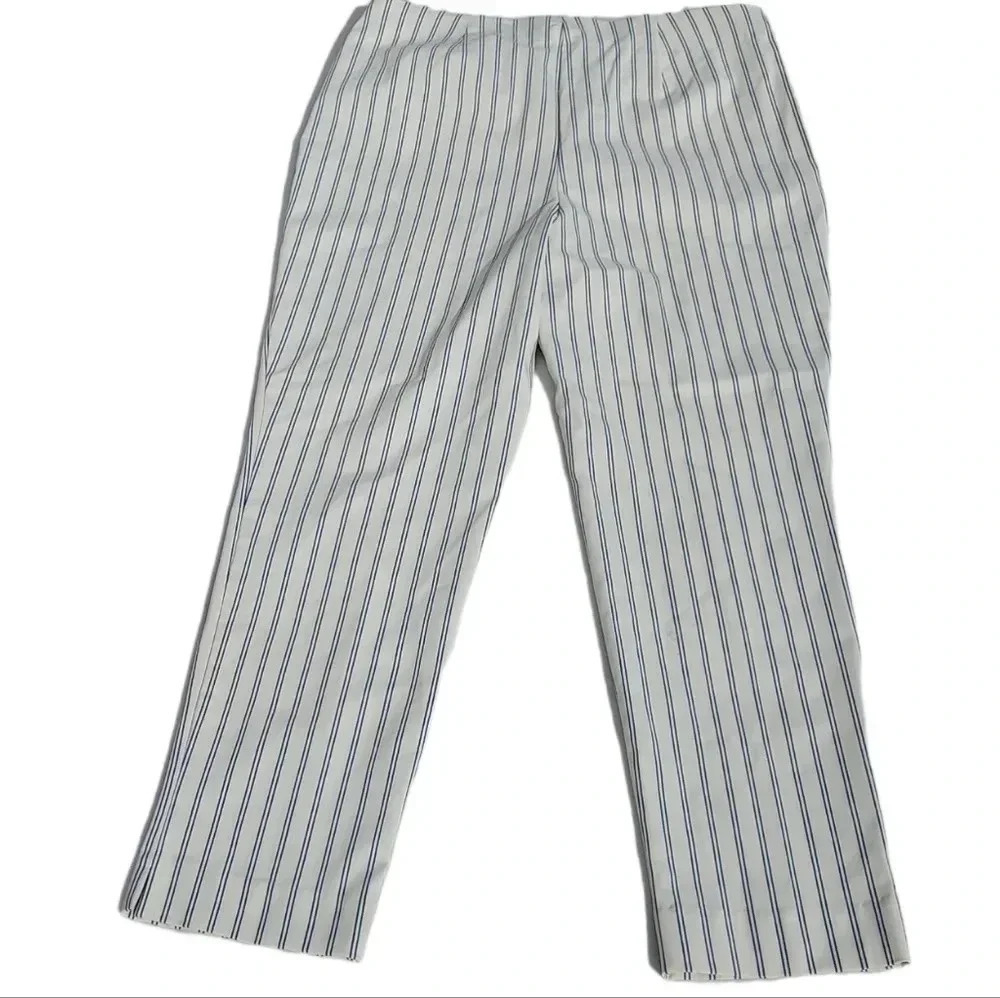 Chicos Womens Pants 2R White with Blue stripes.